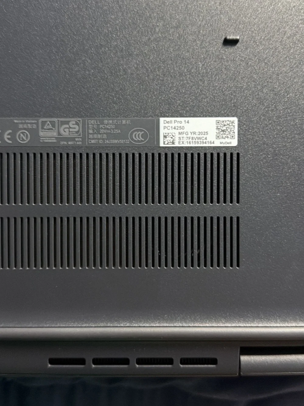 NEW IN BOX Dell Pro 14 PC14250 14